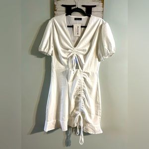 Bloom chic white dress, with draw strings. Size 12 / large New with tags